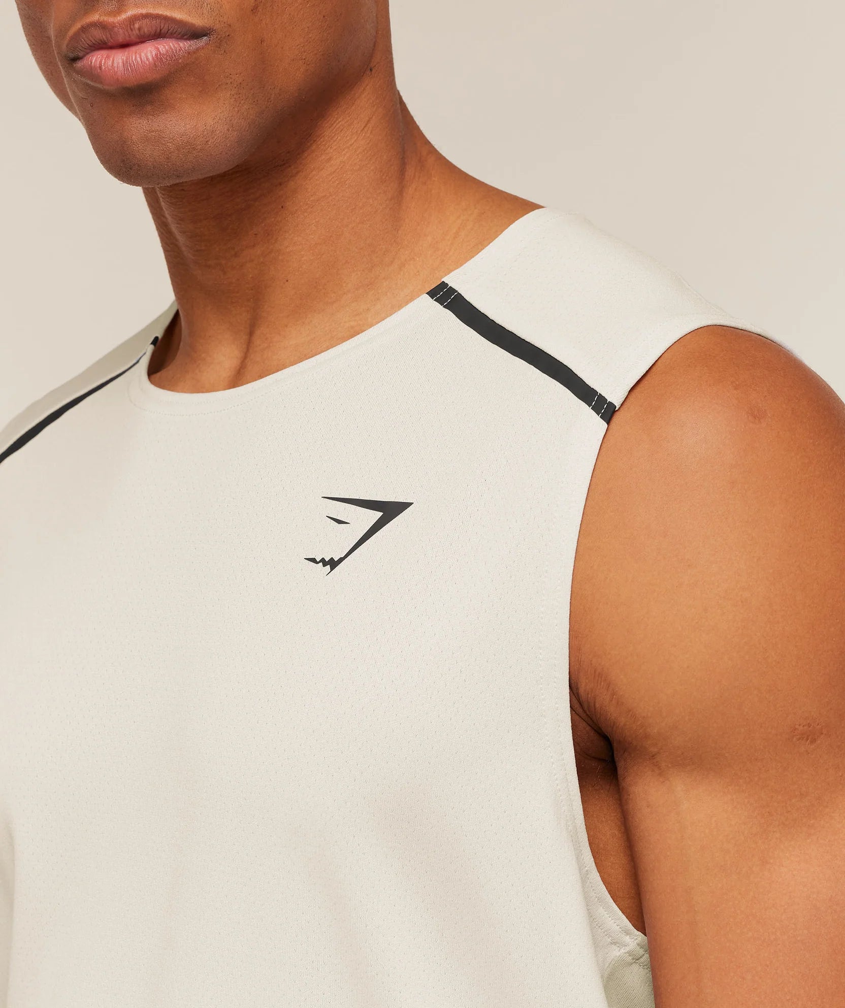Arrival Contrast Tank