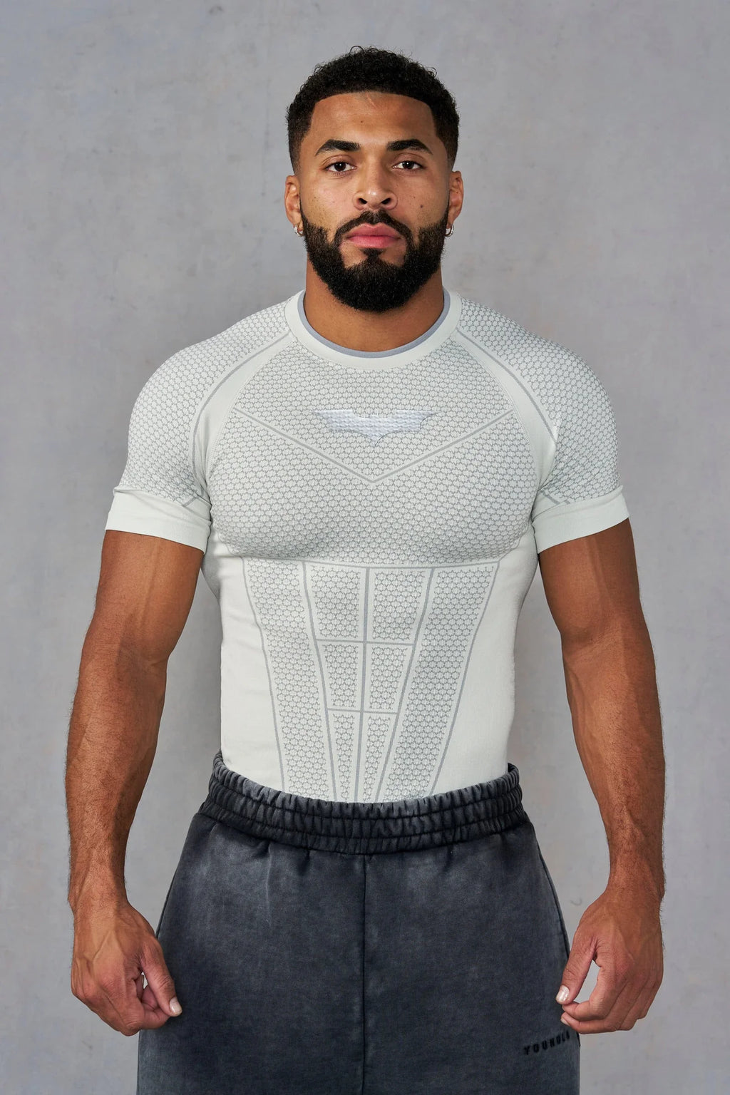 4259 - Batman Compression Tees Off-White