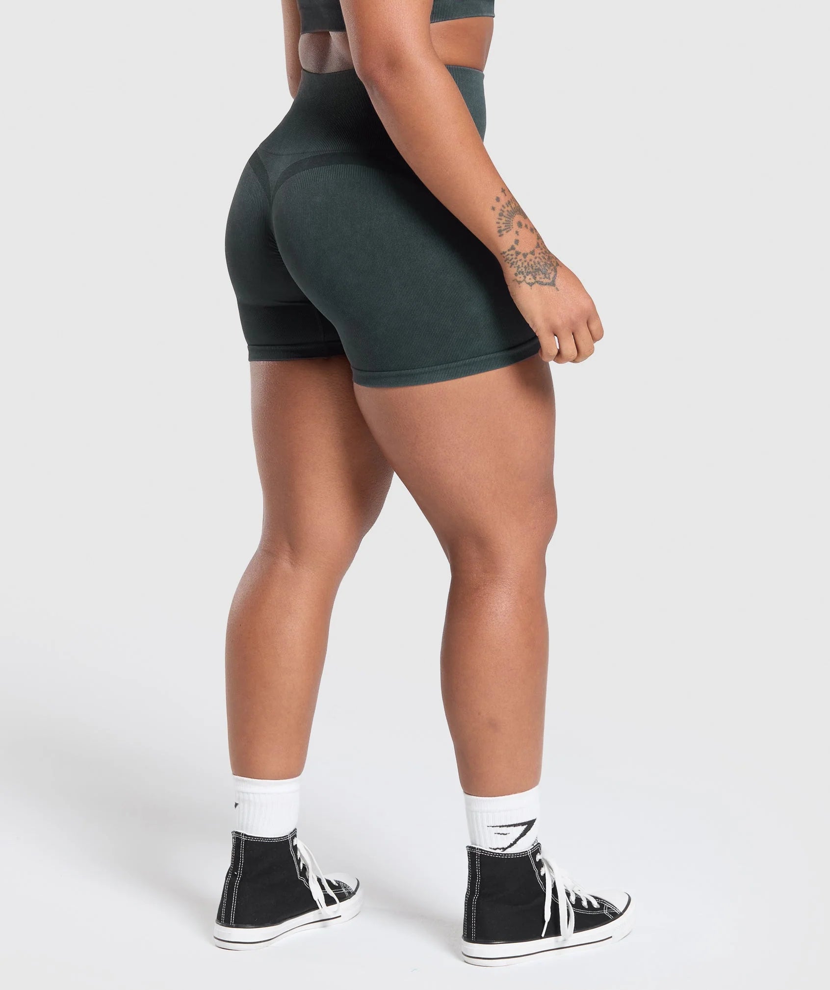 Gains Seamless Washed Shorts