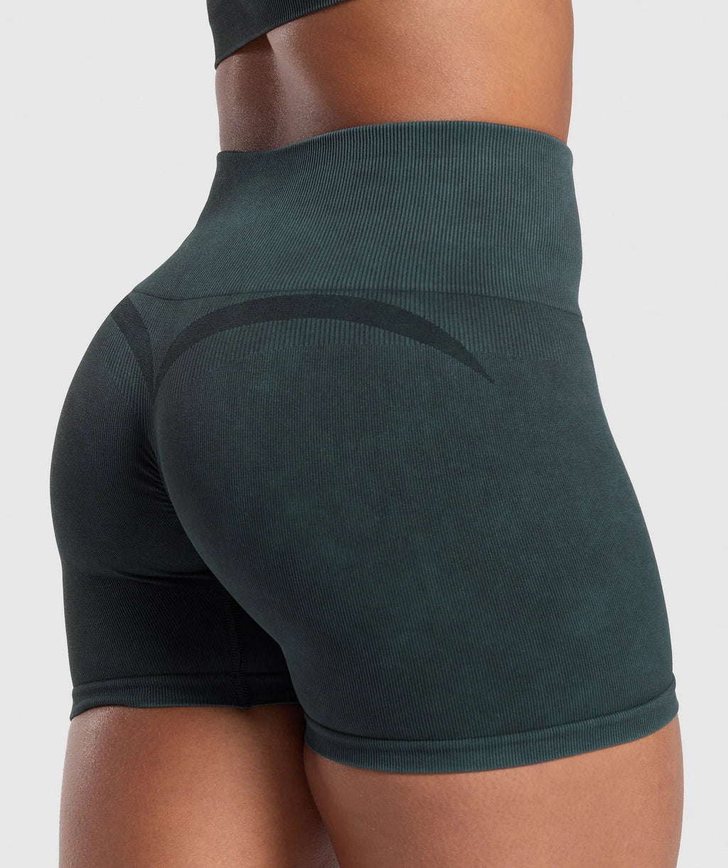 Gains Seamless Washed Shorts