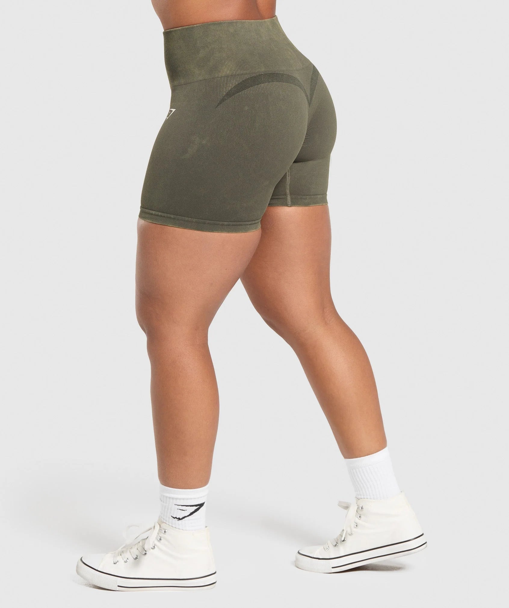 Gains Seamless Washed Shorts