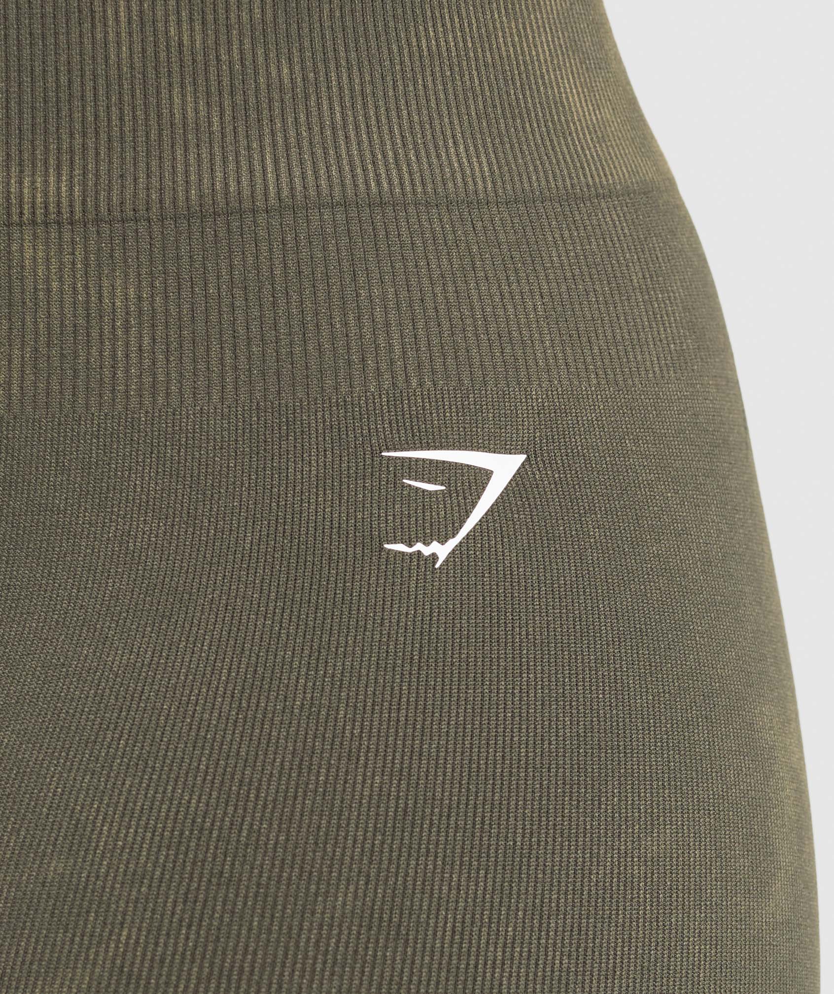 Gains Seamless Washed Shorts