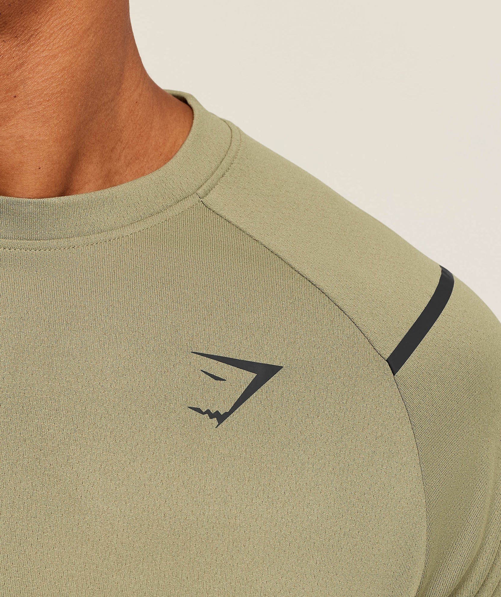 Arrival Contrast T-Shirt