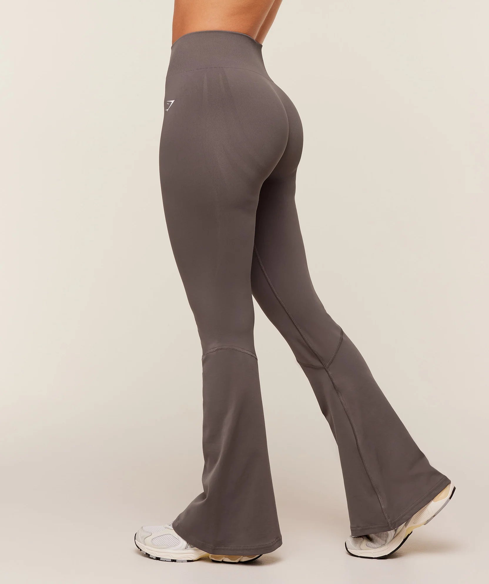 Everyday Seamless Flared Legging 2.0