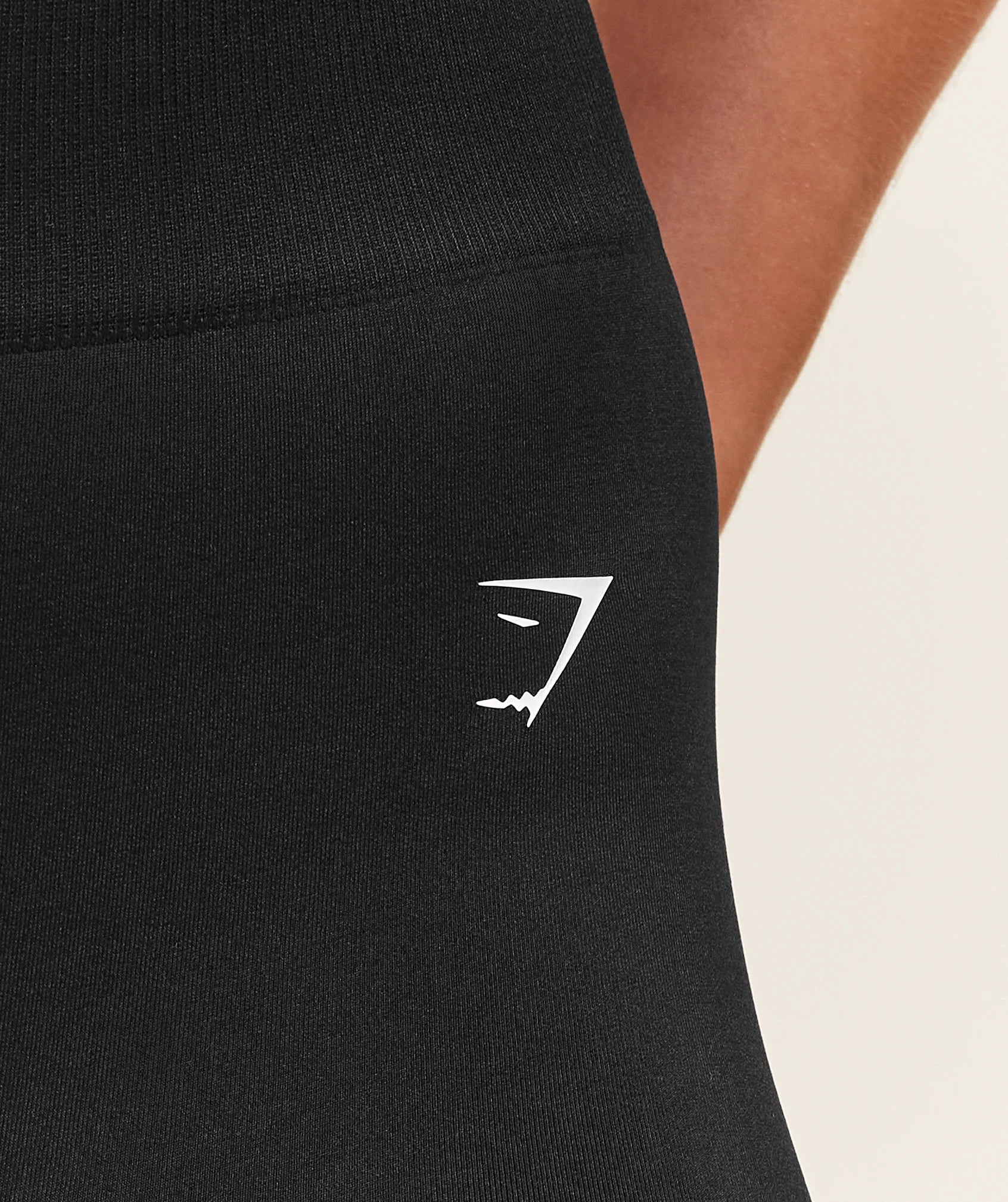 Everyday Seamless Flared Legging