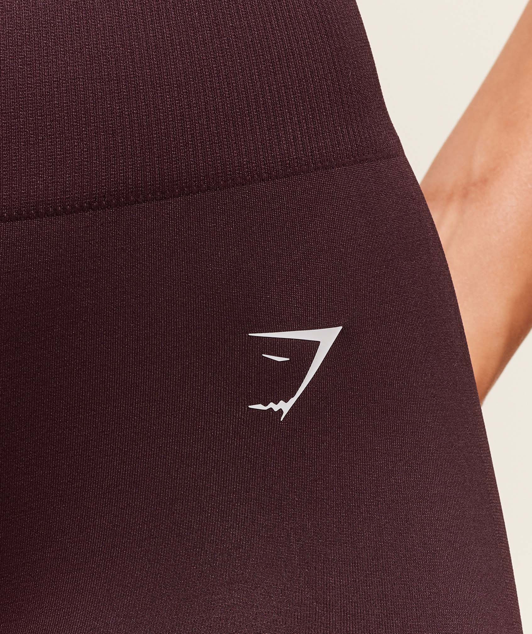 Everyday Seamless Flared Legging