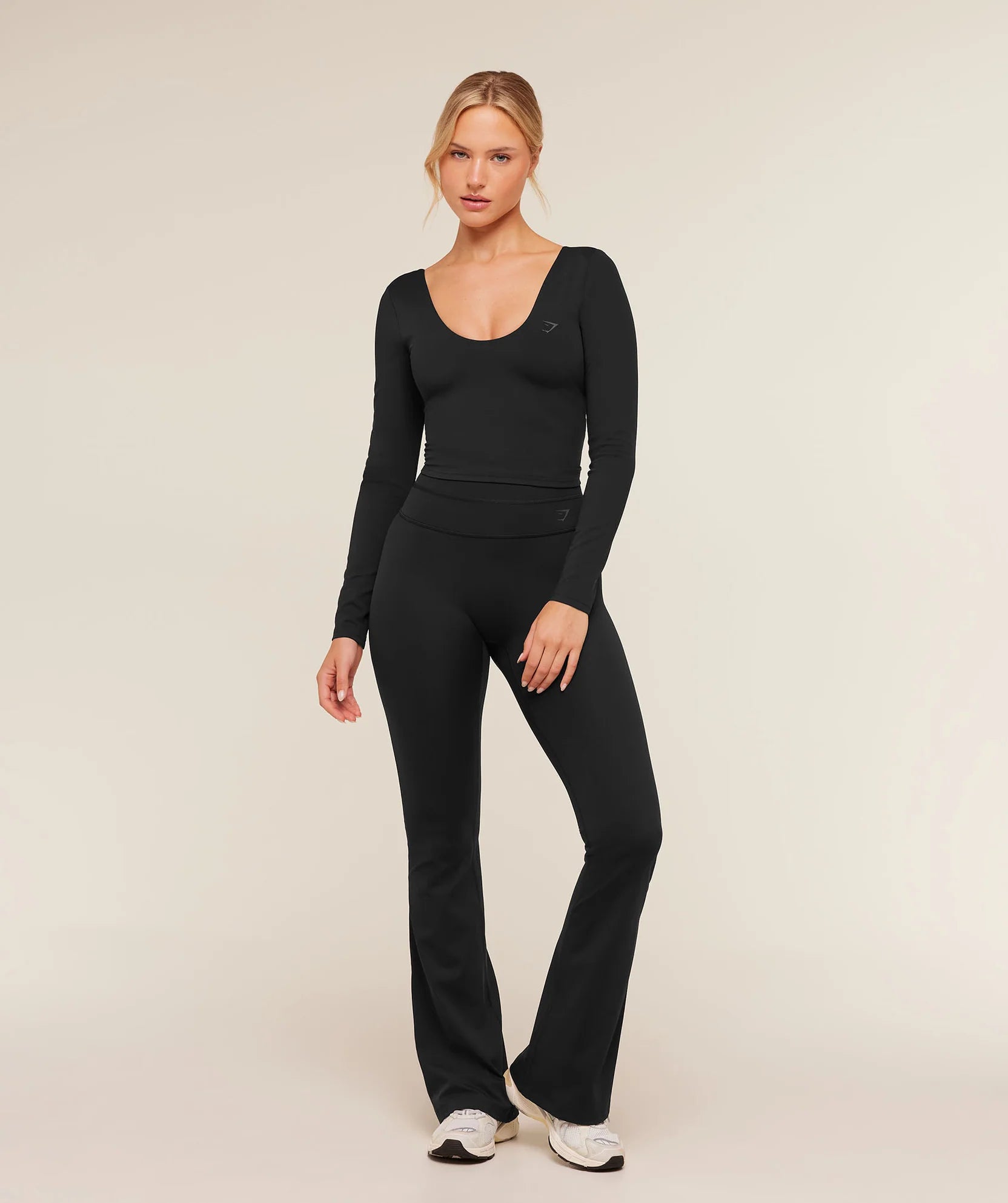 Form Flared Leggings