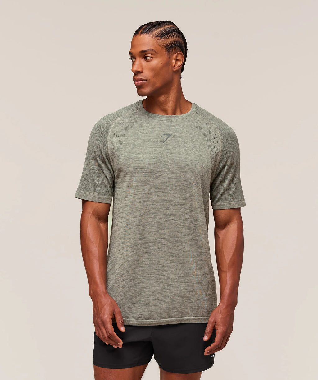 Versatile Seamless T-Shirt