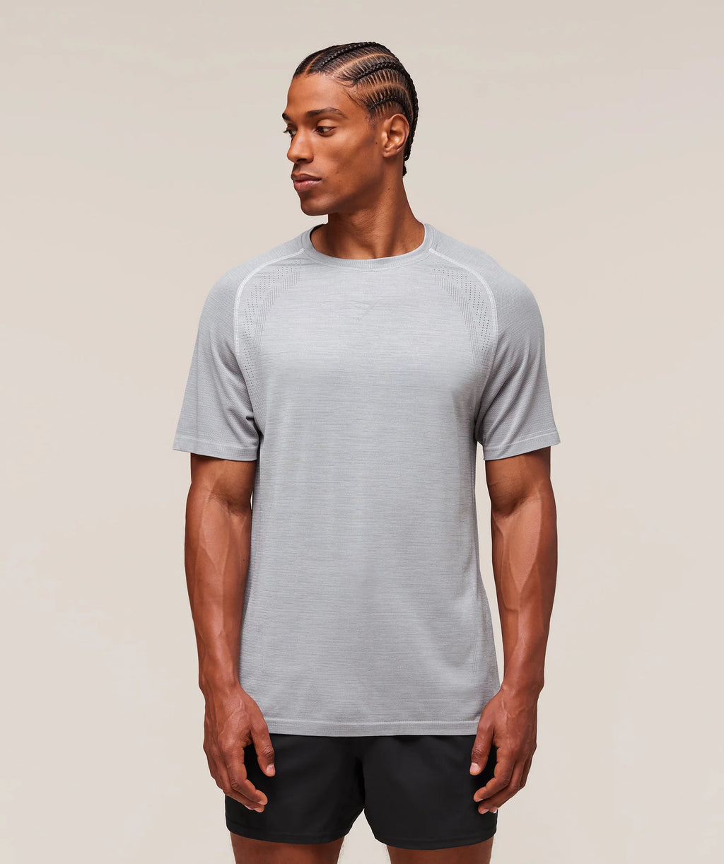 Versatile Seamless T-Shirt