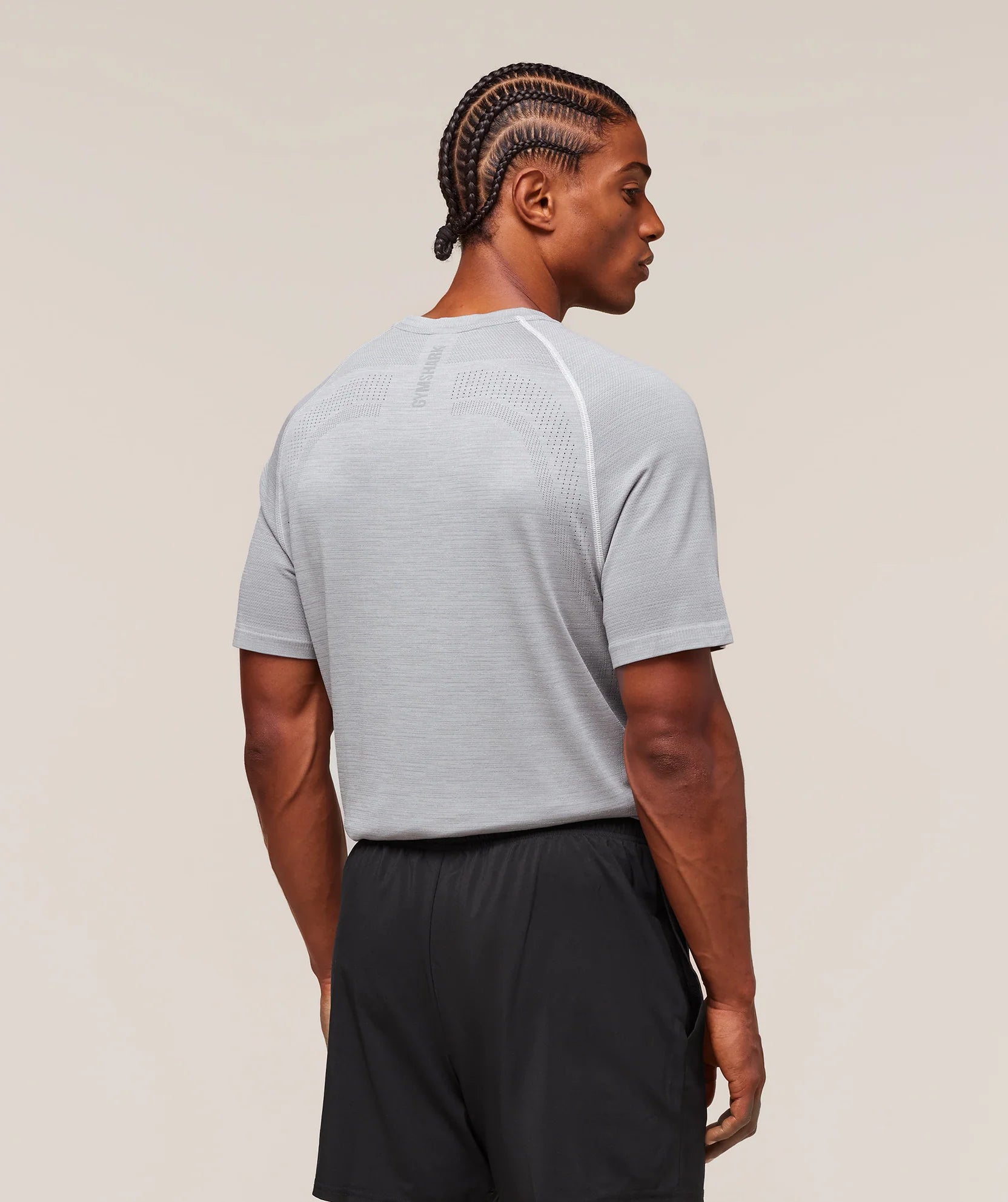 Versatile Seamless T-Shirt