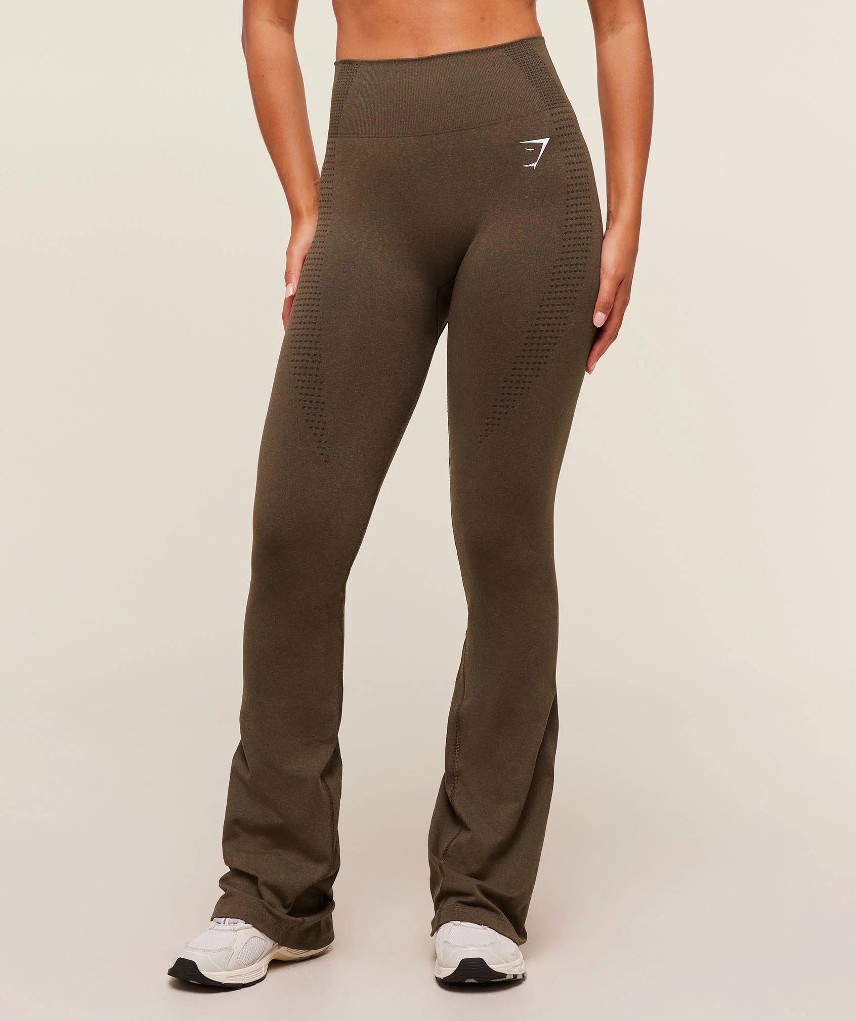 Vital Soft Flared Legging